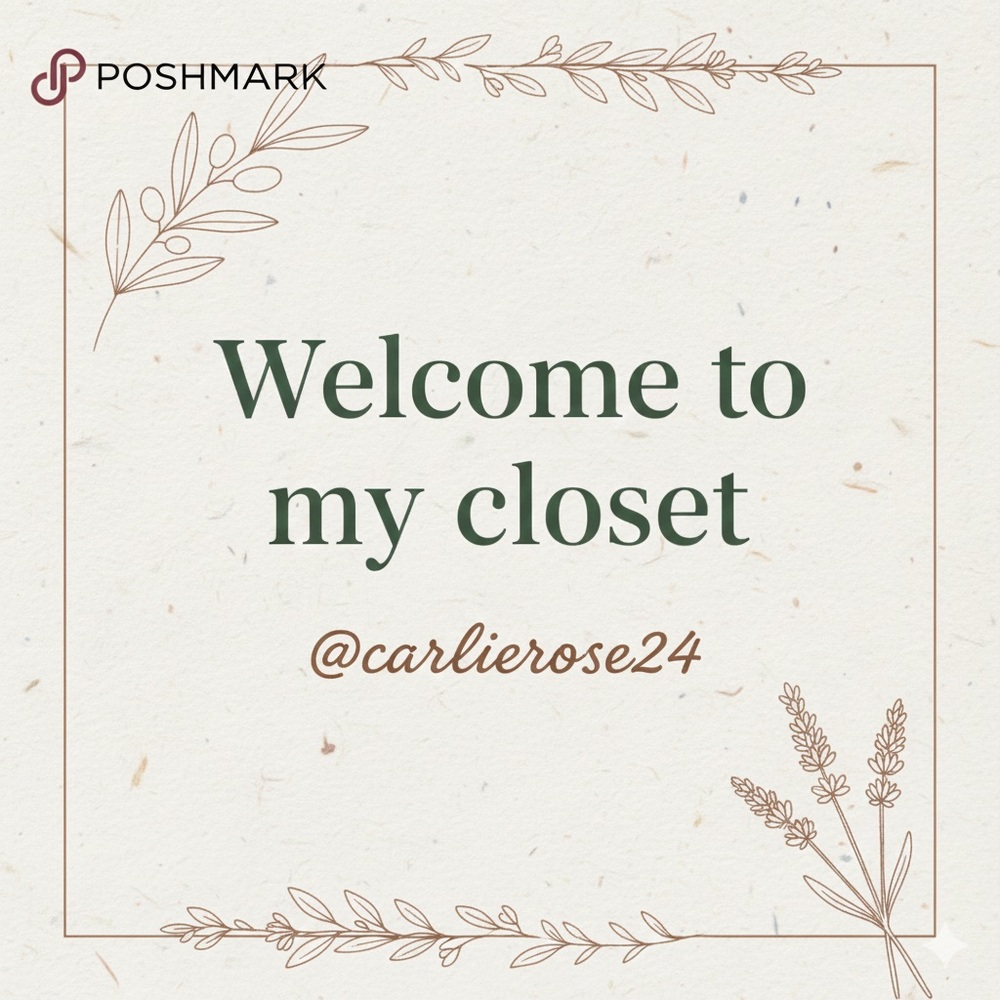 Welcome to my closet! 💗